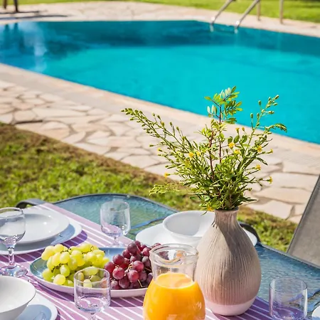 Sun Villa *